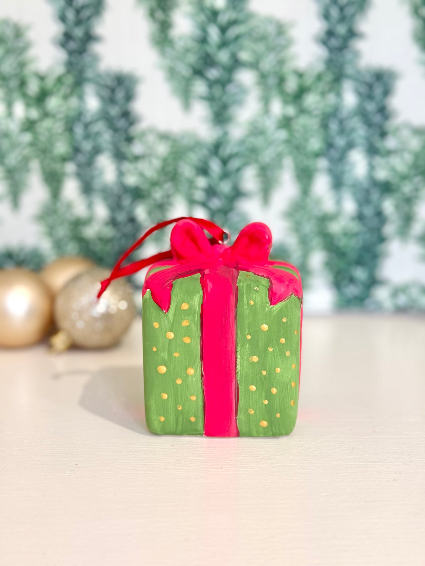 Ceramic Present Ornament