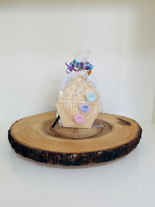 Cupcake Magnet