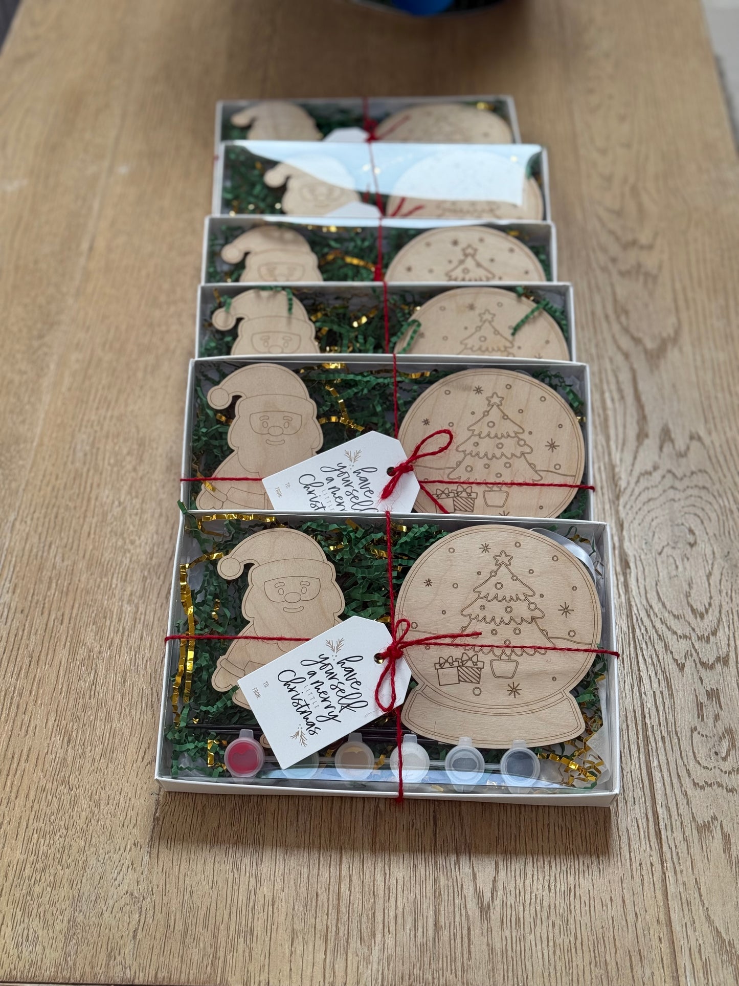 Santa Magnet & Snow Globe Ornament