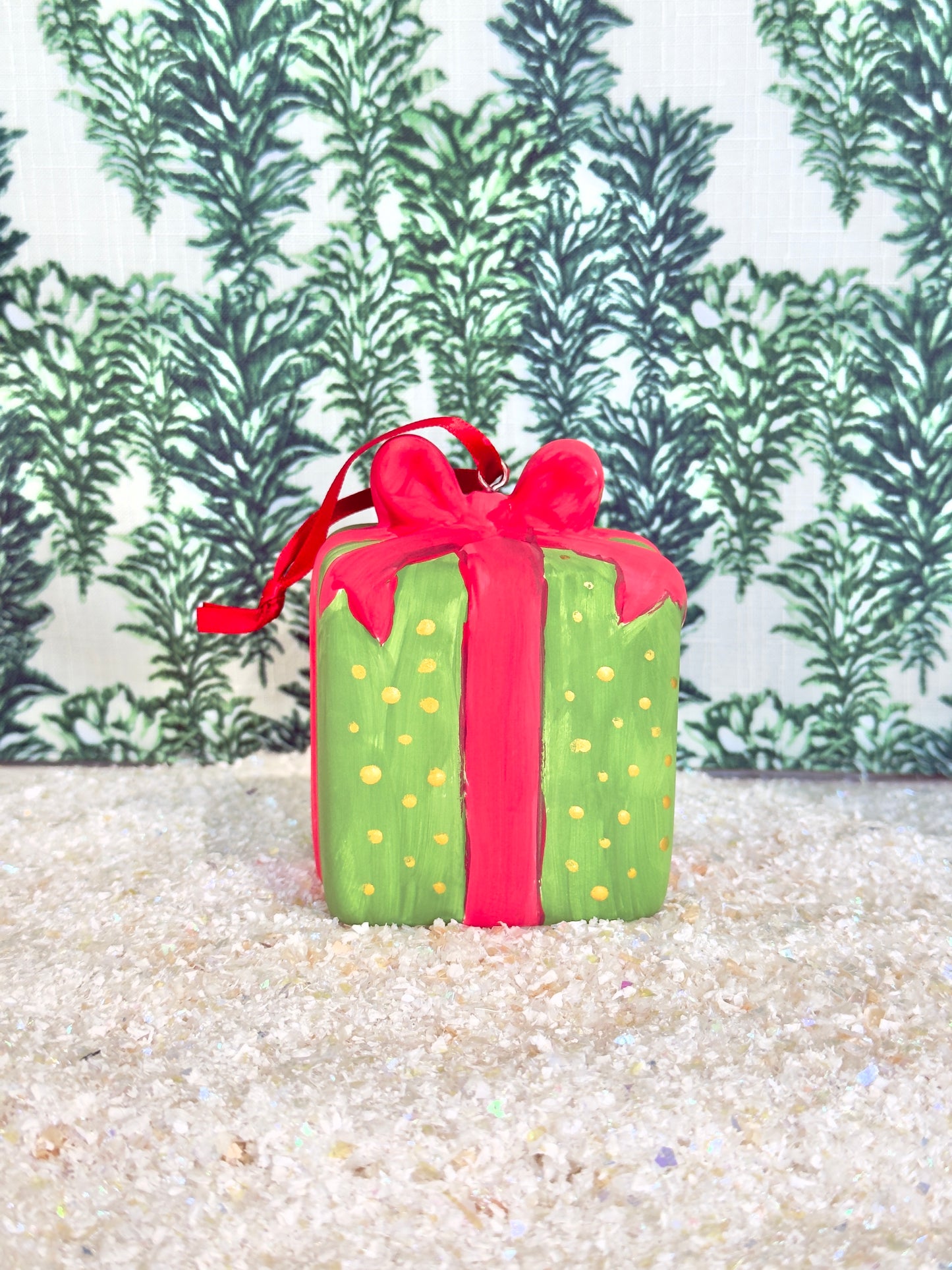 Ceramic Present Ornament